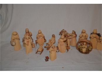 (#77B) Handmade Czechoslovakia Corn Husk Dolls