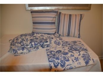 (#88) Pottery Barn Queen Duvet Cover With 2 Shams And 2 Stripped Decorative Pillows Cream And Blue