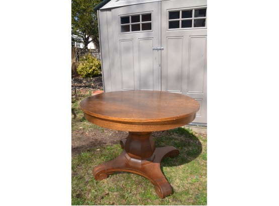 Vintage 42' Round Tiger Oak Round Pedestal Table (base Comes In 2 Pieces) One Leaf