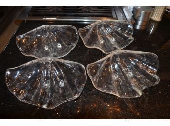 (#43) Clear Acrylic Clam Shell (4) Seafood Serving Bowl Dishes Coastal Nautical 11'Wide X 7'