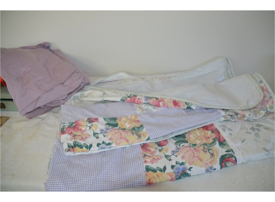 Twin Duvet And Twin Lavender Sheet Set
