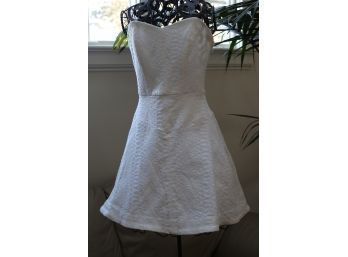 BeBe White Strapless Embossed Cotton A Line Dress Size 0