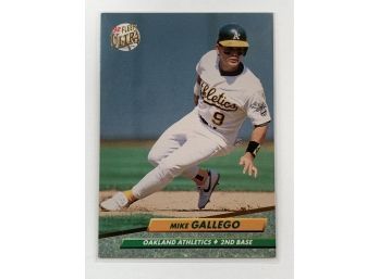1992 Fleer Ultra Mike Gallego #112 Baseball Trading Card