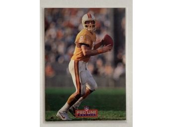1993 Pro Line Profiles Steve Young #609 Classic Football Trading Card