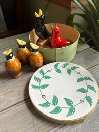 Pie Bird Lot W/ Round Decorative Box