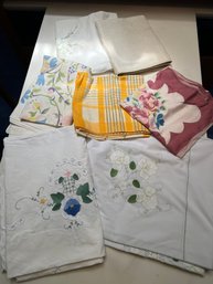 Assorted Vintage Tablecloth Lot