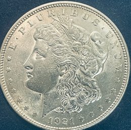 1921 MORGAN SILVER DOLLAR COIN - UNCIRCULATED!