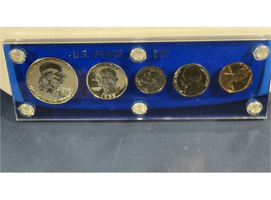 1958 UNITED STATES MINT SILVER PROOF SET COINS IN CAPITOL HOLDER