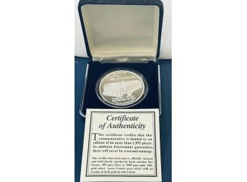 LIMITED EDITION SPORTS COMMEMORATIVE ONE TROY OUNCE .999 FINE SILVER COIN IN BOX - FLEET CENTER OPENING NIGHT