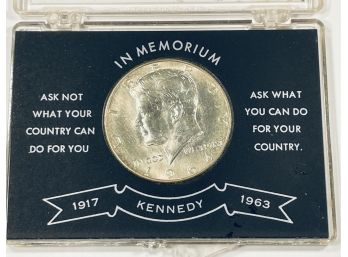 1964 KENNEDY SILVER HALF DOLLAR IN MEMORIUM CASE!