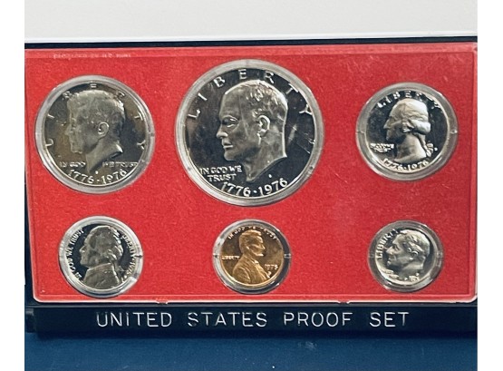 1976 UNITED STATES MINT PROOF COIN SET IN CASE - NO BOX