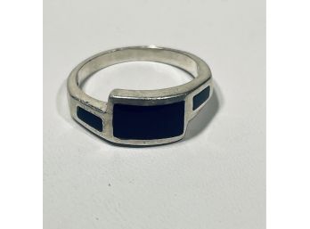 GEOMETRIC STERLING SILVER AND BLACK ONXY RING - SIZE 8