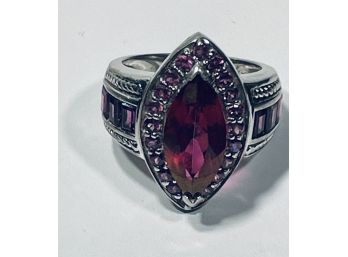 STUNNING STERLING SILVER & MARQUISE RED STONE RING - SIZE 7 1/2