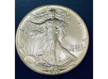 1989 UNITED STATES SILVER AMERICAN EAGLE SILVER COIN  - ONE OZ. .999 FINE SILVER ROUND