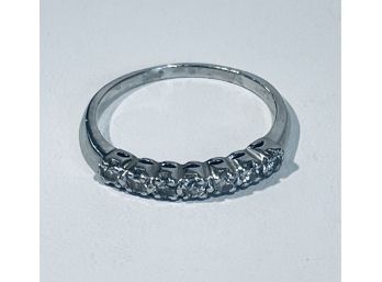 PLATINUM DIAMOND WEDDING BAND RING - SIZE 8