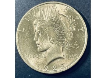 1923 SILVER PEACE DOLLAR COIN - XF