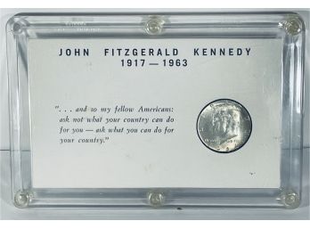 JFK - JOHN FITZGERALD KENNEDY - 1964 SILVER HALF DOLLAR COIN IN COMMEMORATIVE  PLASTIC CASE