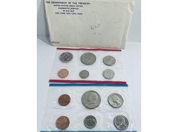 1972 US MINT UNCIRCULATED COIN SET - P & D MINTS - 11 COIN SET!