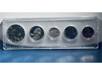 1957 UNITED STATE PROOF COIN SET - IN PLASTIC CASE