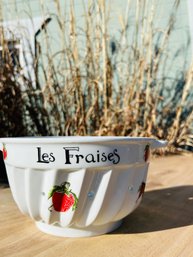 Le Fraises  Bowl For Drying Strawberries 9