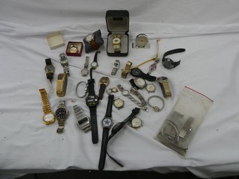 Large Lot Of Watches And Watch Bands Throughout The Ages - Sheffield Gruen Fossil And More!!