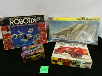 Motorized Robotix Series R-2000 Set And 3 Models! Some Unopened.
