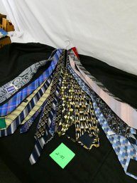 Nice Lot Of Ties On Tie Rack - About 16 - Some New With Tags! Michael Kors, Hilfiger, Kenneth Cole And More!