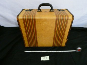 Very Nice Vintage Suitcase! Measures 17 X 14 X 8