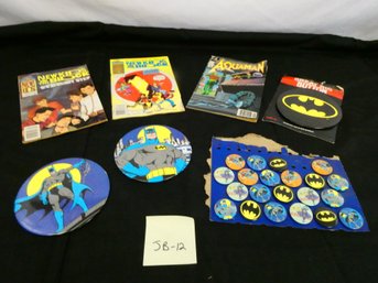 Batman Buttons! Nice Lot Of Large And Small Buttons W/ 3 Comic Books.