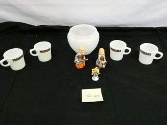 Small Glass Lot. Set Of 4 Vintage Pyrex Ponderosa Mugs, Figurines And White Glass Dish By E O Brody Co.