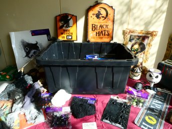 Large Tub Lot Of (mostly) Halloween Decor - Creepiness Abounds! Great Items Within