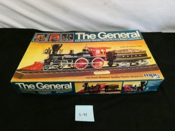 The General 4-4-0 Wood Burning Locomotive Model Kit 1:25!!