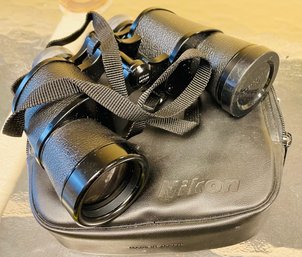 FOCUS On These Nikon Binoculars In Case - Beautiful Condition.