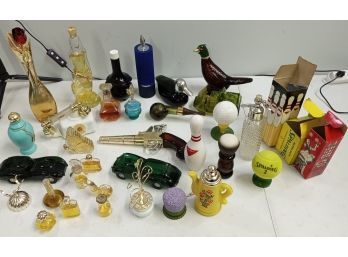 Lot Of Vintage Avon Glass Bottles ('70?): Perfumes, Colognes & Creams