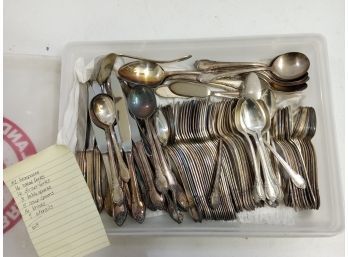 Full Set Of Rogers Brothers Silverplate Dinnerware - 'Remembrance' - 103 Pieces Total