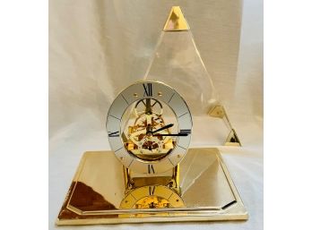 Seiko Quartz Beautiful Clock With Plastic Case