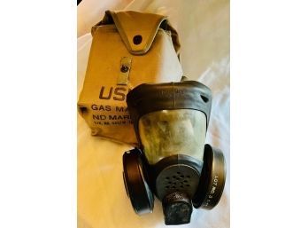 Cold War Era US Navy Gas Mask And Bag