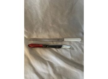 2 Knives From Sheffield (England) And Sabre (France)