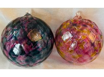 (Lot Of 2) Blown Glass Ornaments With Diamond Patterns In Green And Pink