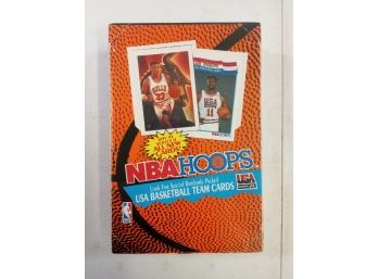 Box Of 36 Pack, 15 Cards Per Pack Vintage Sports Cards In Unopened & Sealed Box: '91-'92 Series II NBA HOOPS