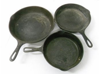 (Lot Of 3) Cast Iron Skillets / Wagner / Griswold