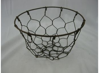 Nicely Constructed Vintage Wire Basket