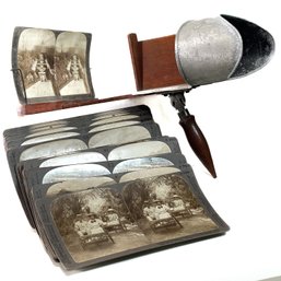 Underwood Stereoview Viewer With 32 Great Stereo Cards