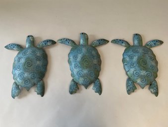 Trio Of Turtles Painted Metal Hanging Wall Sculpture, Modern