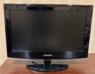 Samsung 19' LCD HD Television