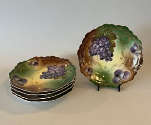 Set Of 5 Royal Munich 8' Dessert Plates With Grape Decoration 7304