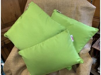 Le 'Pouf' 3 Pc Indoor Outdoor Throw Pillow Set  - New