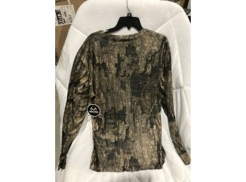 New Realtree Lightweight Long Sleeve Camo Shirt - Multiple Sizes Available