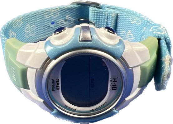 SOLD 💲Timex 1440 Sports Watch Purple w/ indiglo | Sports watch, Timex,  Accessories watches