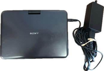 Sony Hi-res LCD Display With 8 Widescreen